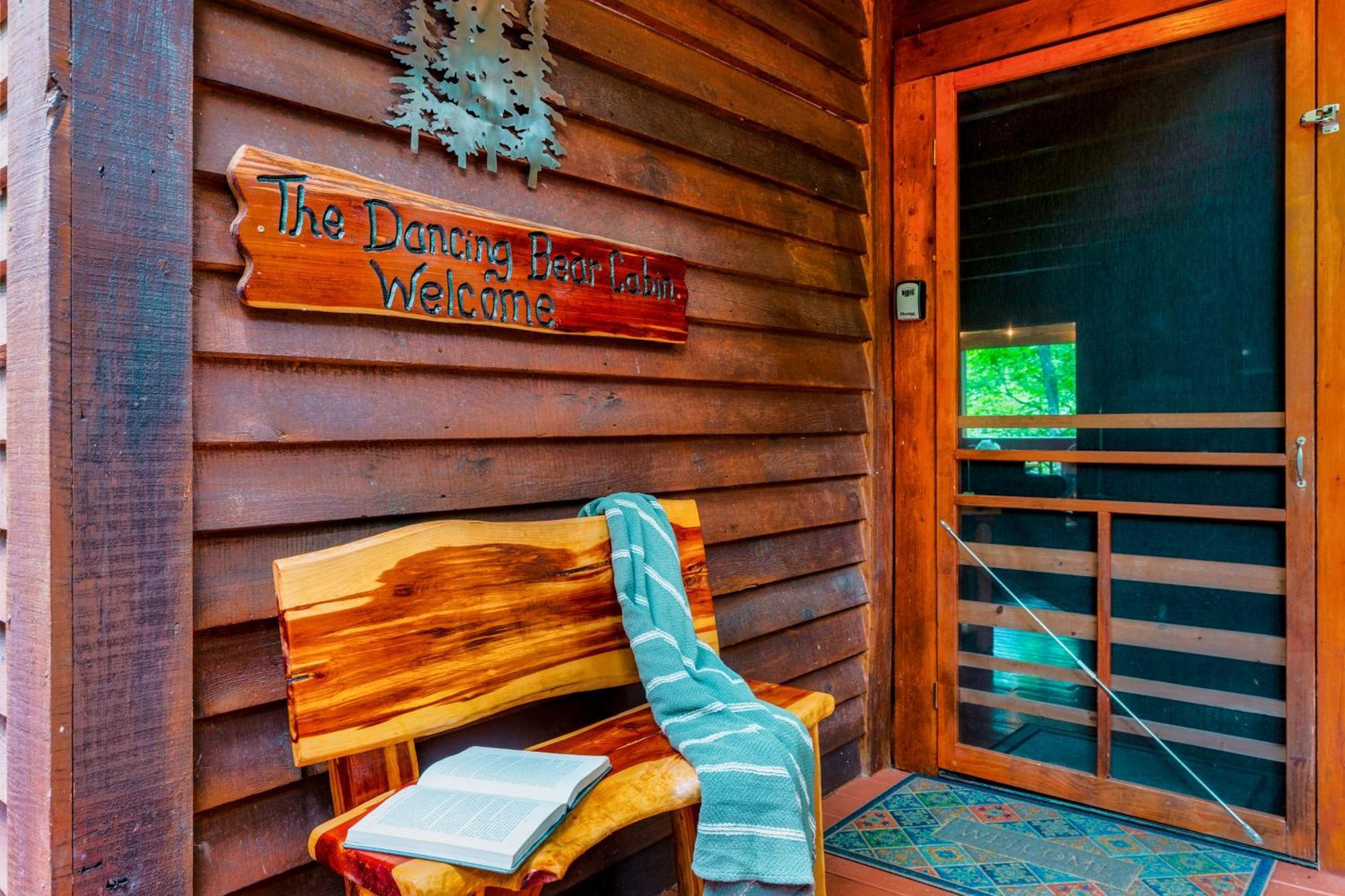 Cabin In A Gated Resort With Seasonal Resort Pool ピジョンフォージ エクステリア 写真